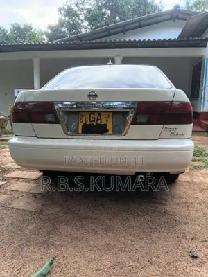 Nissan Sunny 2000 Car (Used)