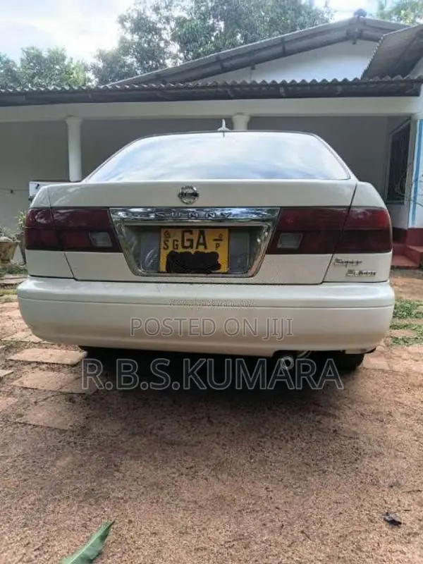 Nissan Sunny 2000 Car (Used)