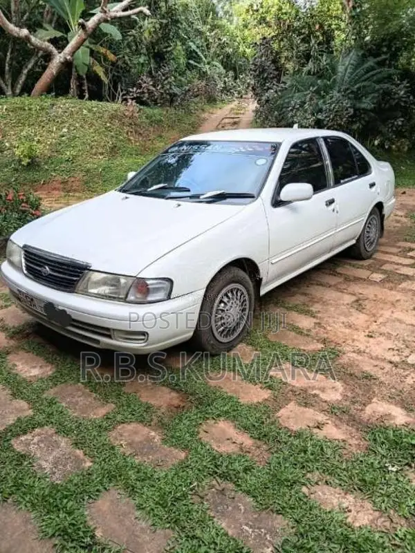 Nissan Sunny 2000 Car (Used)
