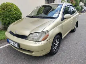 Toyota Platz 1999 Car (Used)