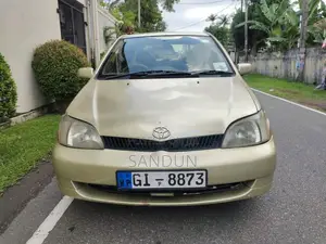 Toyota Platz 1999 Car (Used)