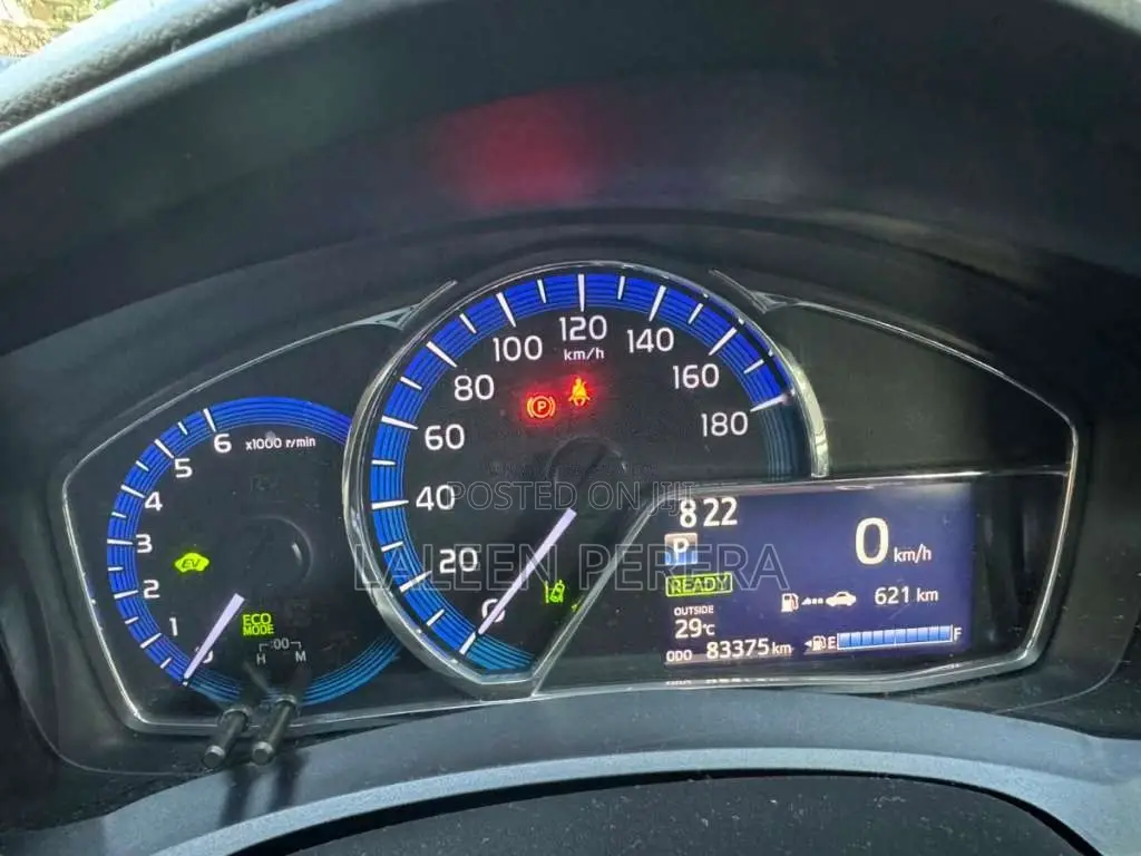 Toyota Axio 2015 Car (Used)