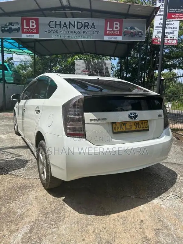 Toyota Prius 2009 Car (Used)