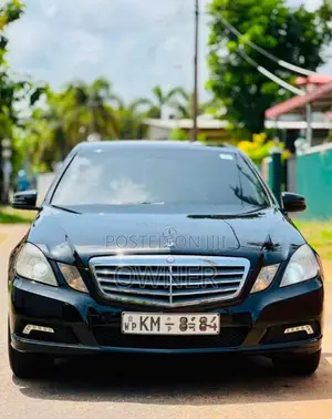 Mercedes-Benz E200 2009 Car (Used)