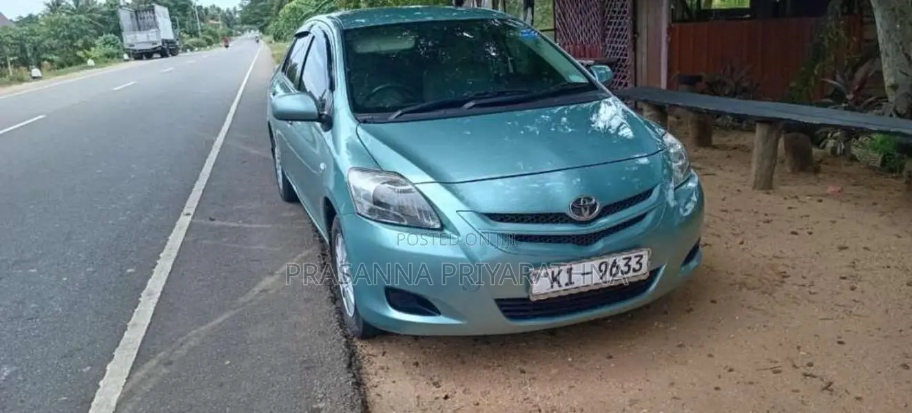 Toyota Belta 2007 Car (Used)