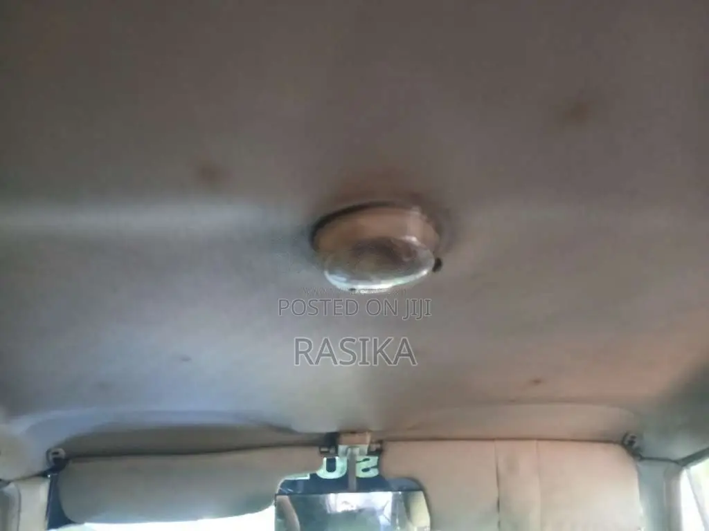 Mitsubishi Lancer Box 1980 Car (Used)
