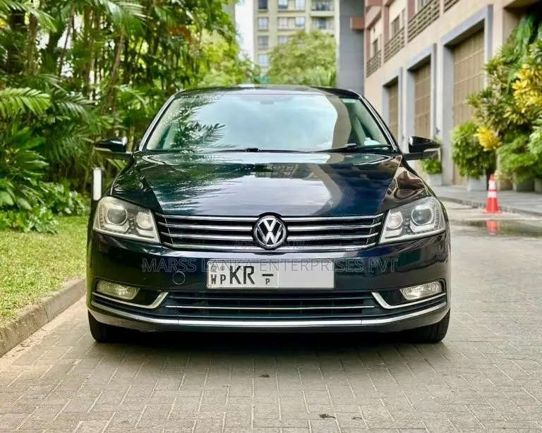 Volkswagen Passat 1.8 TSI 2013 Car (Used)