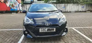 Toyota Aqua G Grade 2015 Car (Used)