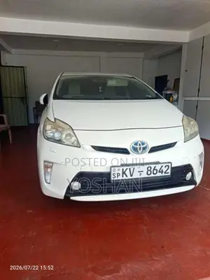 Toyota Prius 2011 Car (Used)