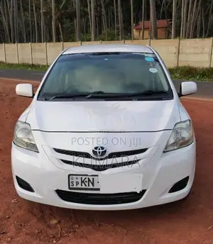 Toyota Belta 2007 Car (Used)