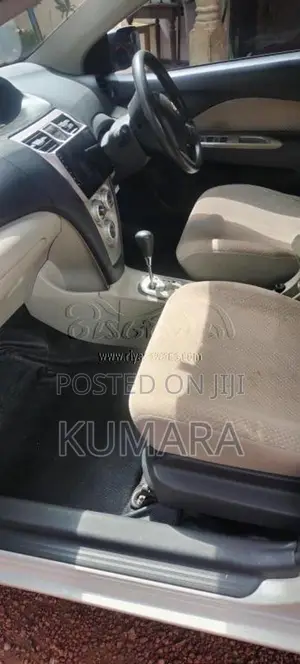Toyota Belta 2007 Car (Used)