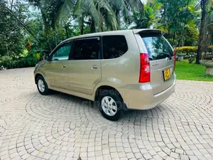 Toyota Avanza G 2011 Car (Used)