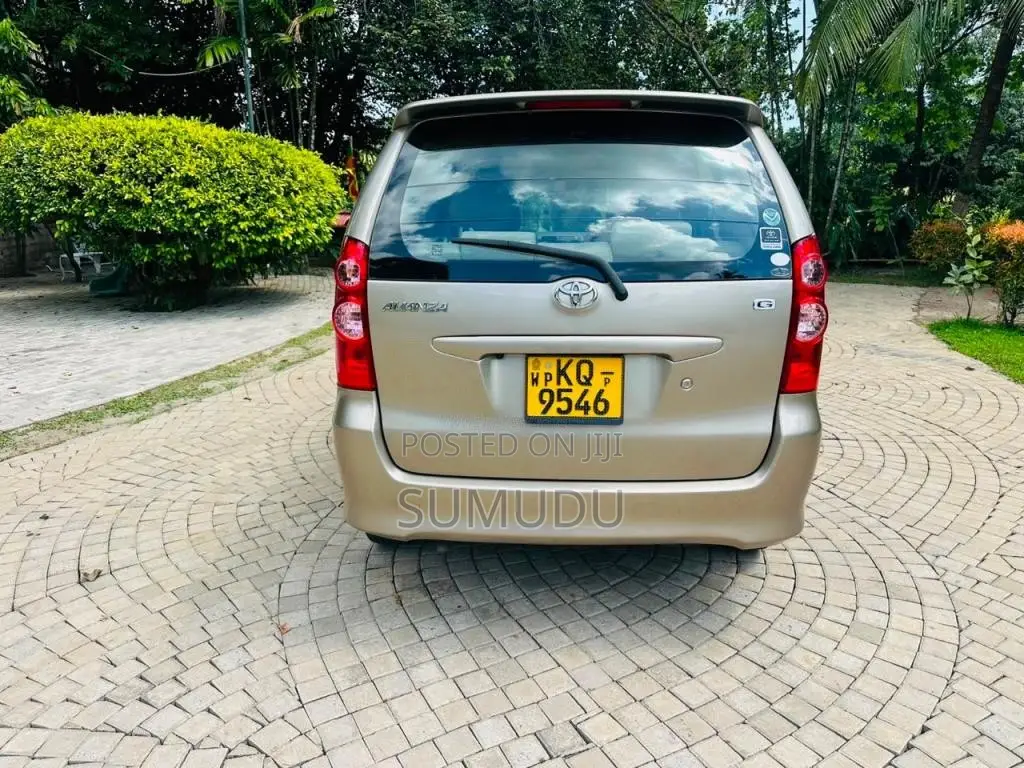Toyota Avanza G 2011 Car (Used)