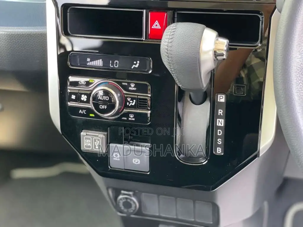 Toyota Roomy 2023 Car (Used)