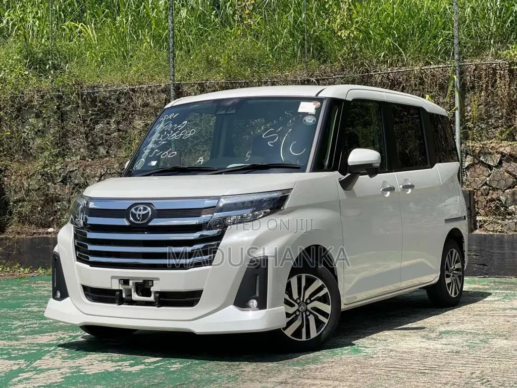 Toyota Roomy 2023 Car (Used)