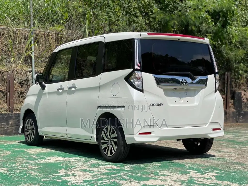 Toyota Roomy 2023 Car (Used)