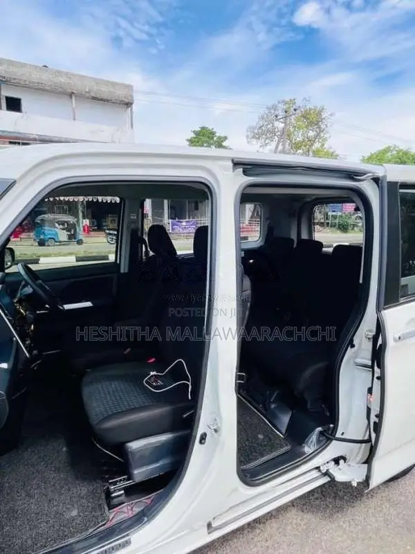 Toyota Roomy 2023 Car (Used)