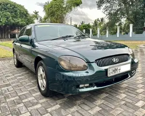 Hyundai Sonata 2000 Car (Used)