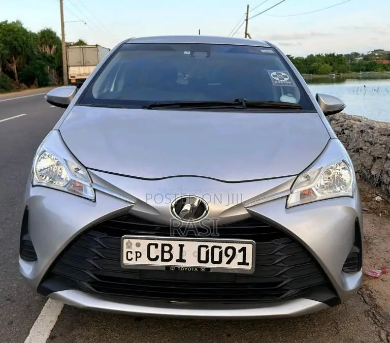 Toyota Vitz 2019 Car (Used)
