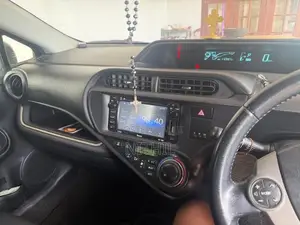 Toyota Aqua 2014 Car (Used)