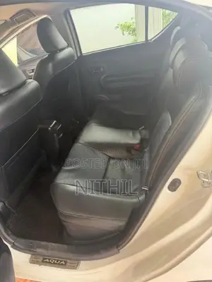 Toyota Aqua 2014 Car (Used)