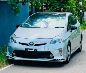 Toyota Prius 2013 Car (Used)