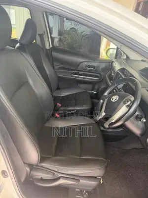 Toyota Aqua 2014 Car (Used)