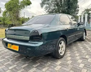 Hyundai Sonata 2000 Car (Used)