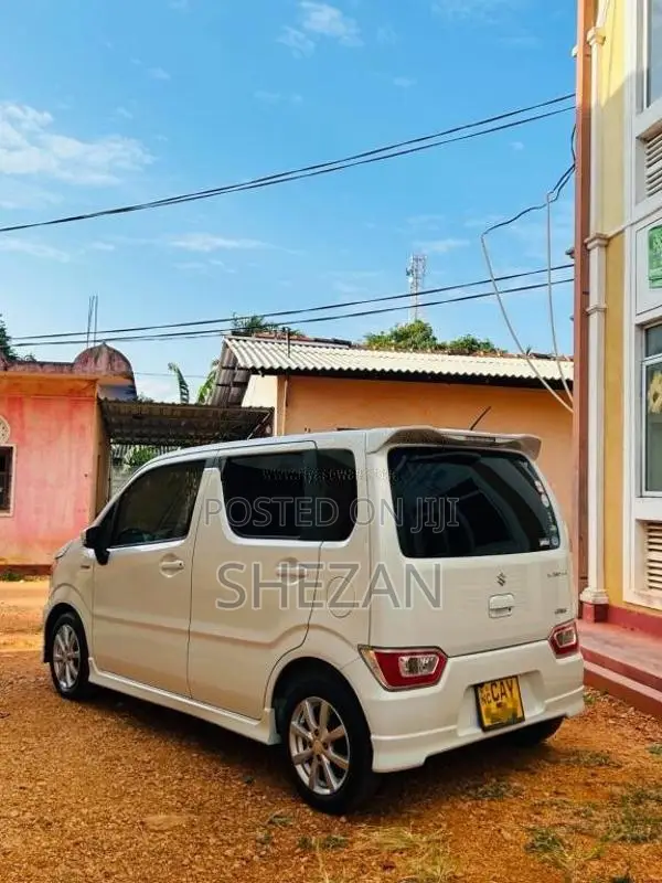 Suzuki Wagon R FZ 2017 Car (Used)