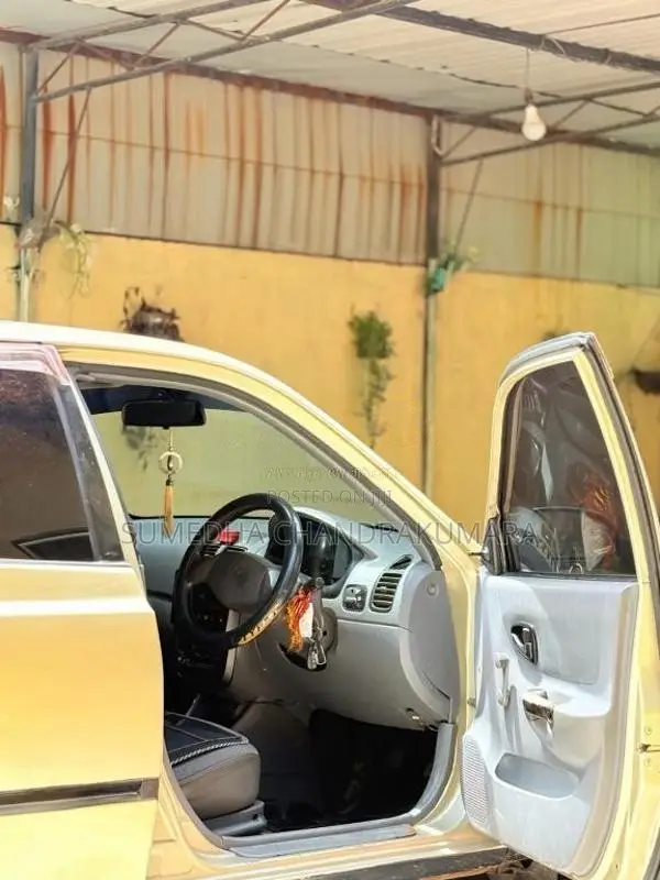 Hyundai Accent 2005 Car (Used)