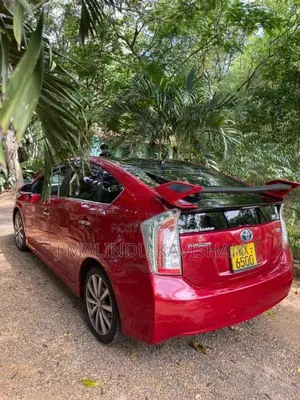 Toyota Prius 2012 Car (Used)