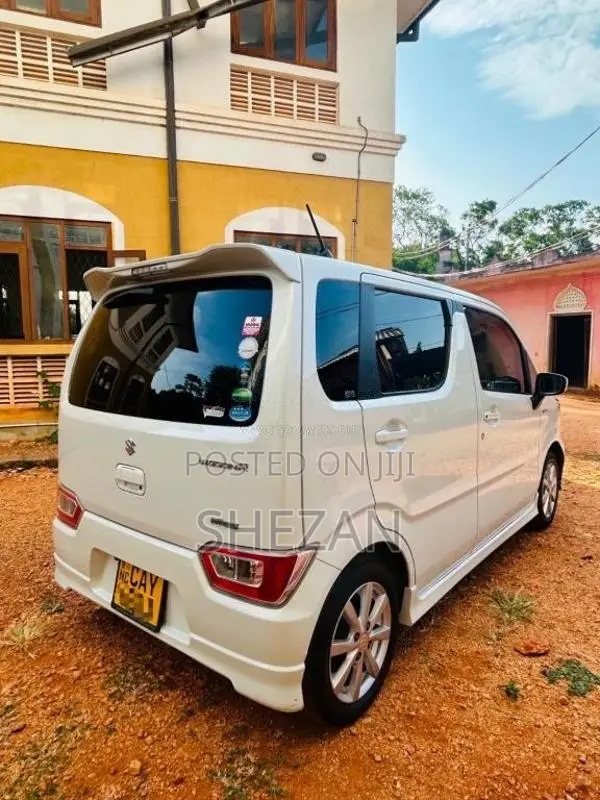 Suzuki Wagon R FZ 2017 Car (Used)