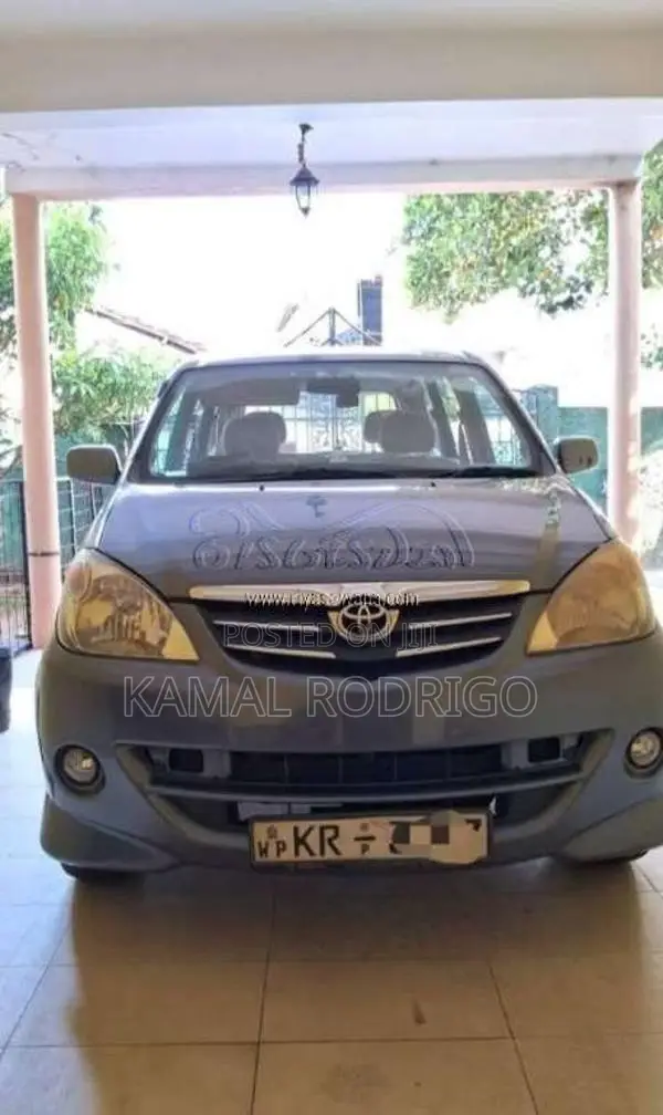 Toyota Avanza 2011 Car (Used)