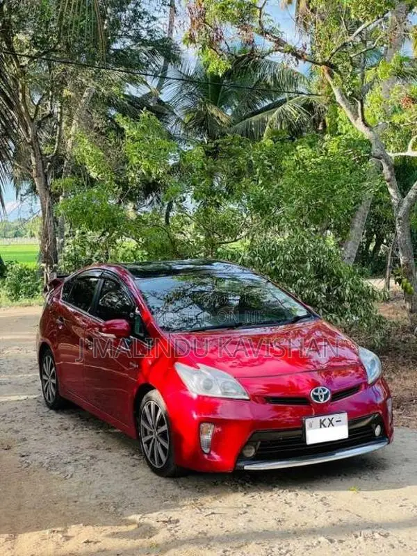 Toyota Prius 2012 Car (Used)