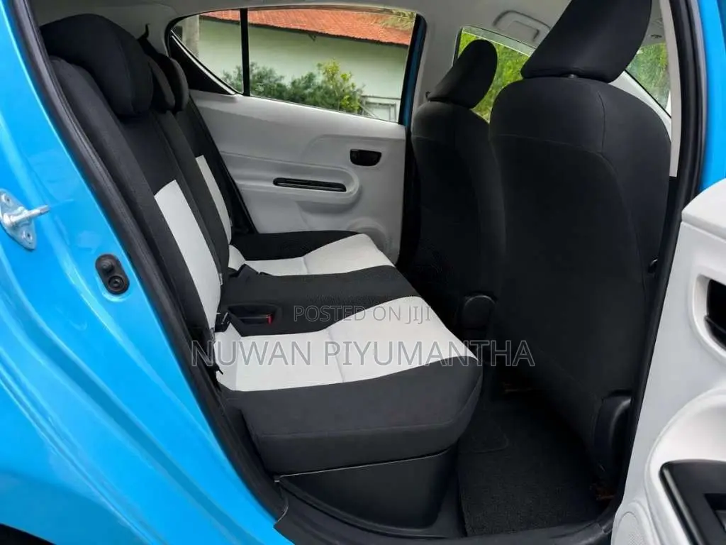 Toyota Aqua S Limited 2012 Car (Used)