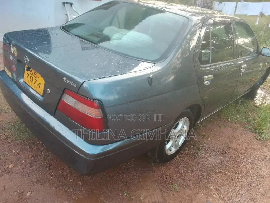 Nissan SU14 Bluebird 1999 Car (Used)