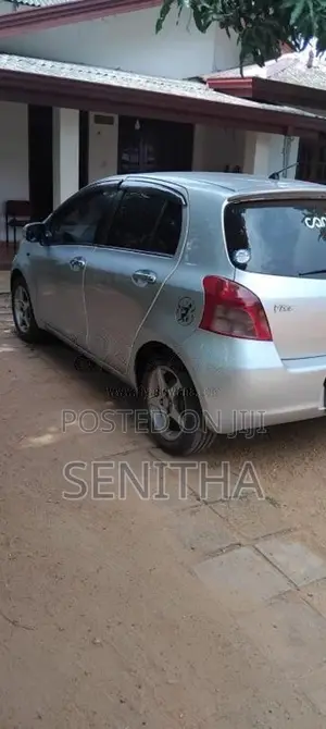 Toyota Vitz 2007 Car (Used)