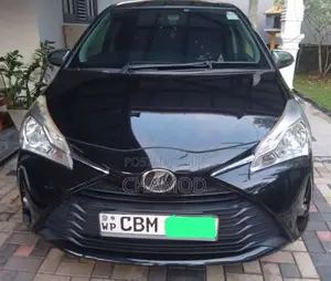 Toyota Vitz 2017 Car (Used)