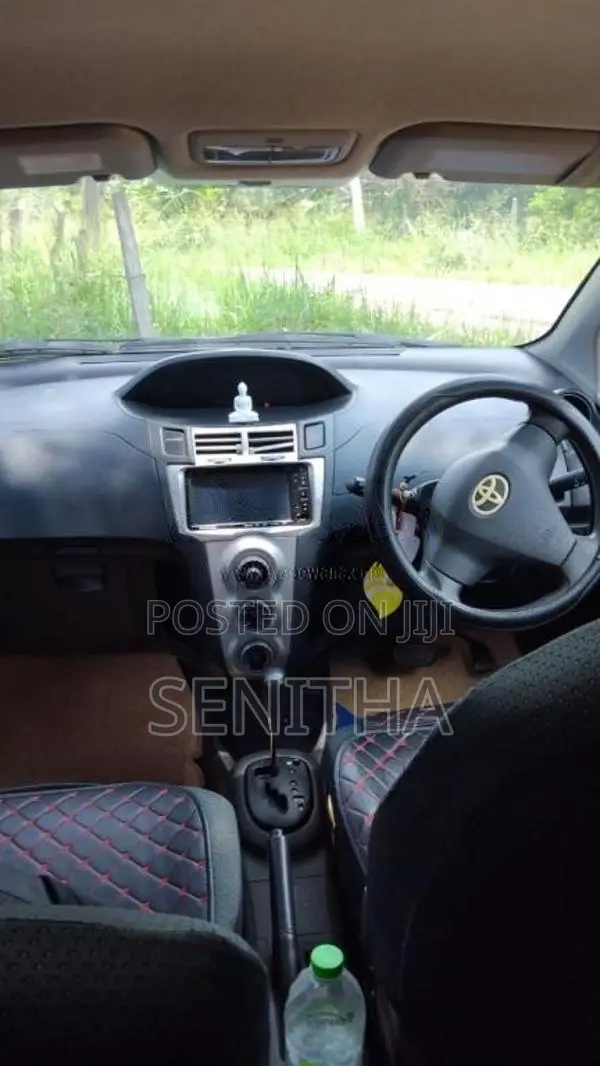 Toyota Vitz 2007 Car (Used)