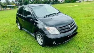 Toyota IST 2003 Car (Used)