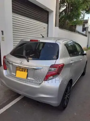 Toyota VITZ 2018 Car (Used)