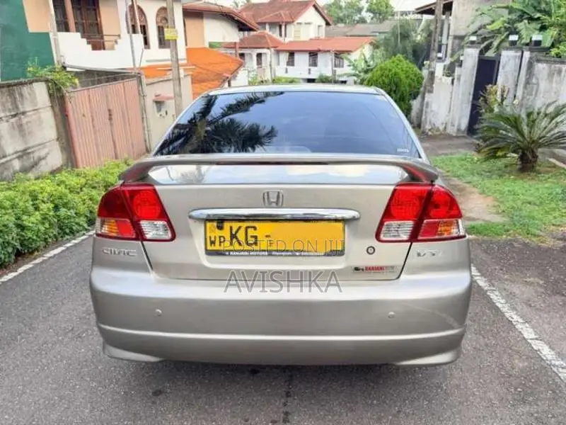 Honda Civic ES5 VTI 2003 Car (Used)