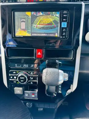 Toyota Roomy Custom G 2023 Car Unregistered (Recondition)
