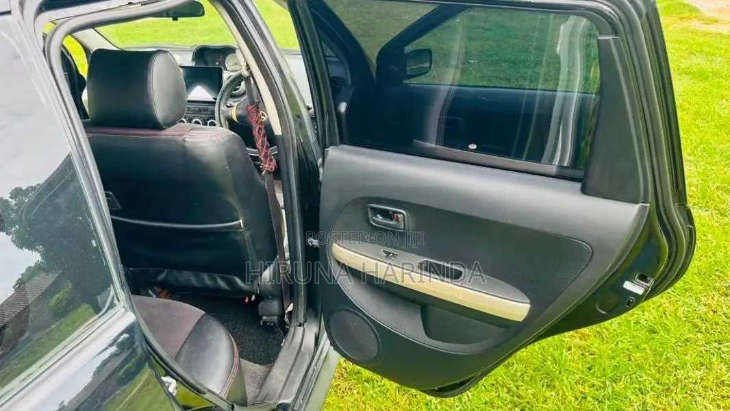 Toyota IST 2003 Car (Used)