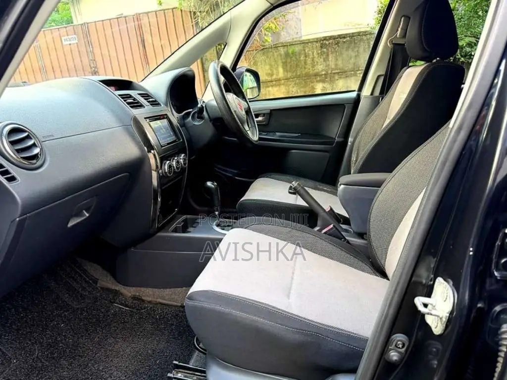 Suzuki SX4 SALOMON Version 2007 Car (Used)