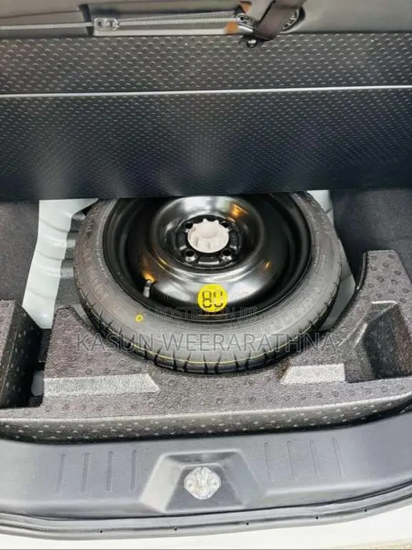 Toyota Roomy Custom G 2023 Car Unregistered (Recondition)