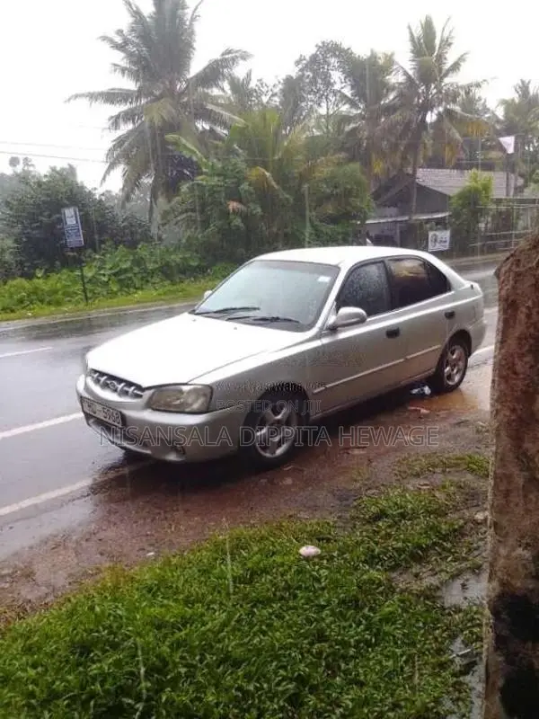 Hyundai Accent 2000 Car (Used)