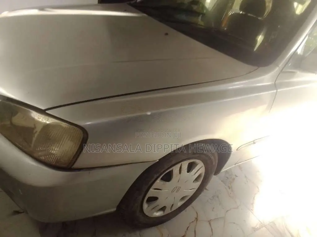 Hyundai Accent 2000 Car (Used)