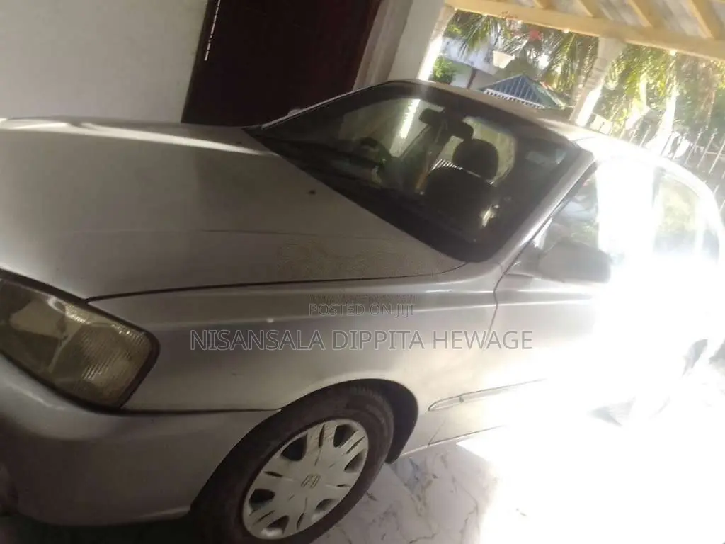 Hyundai Accent 2000 Car (Used)