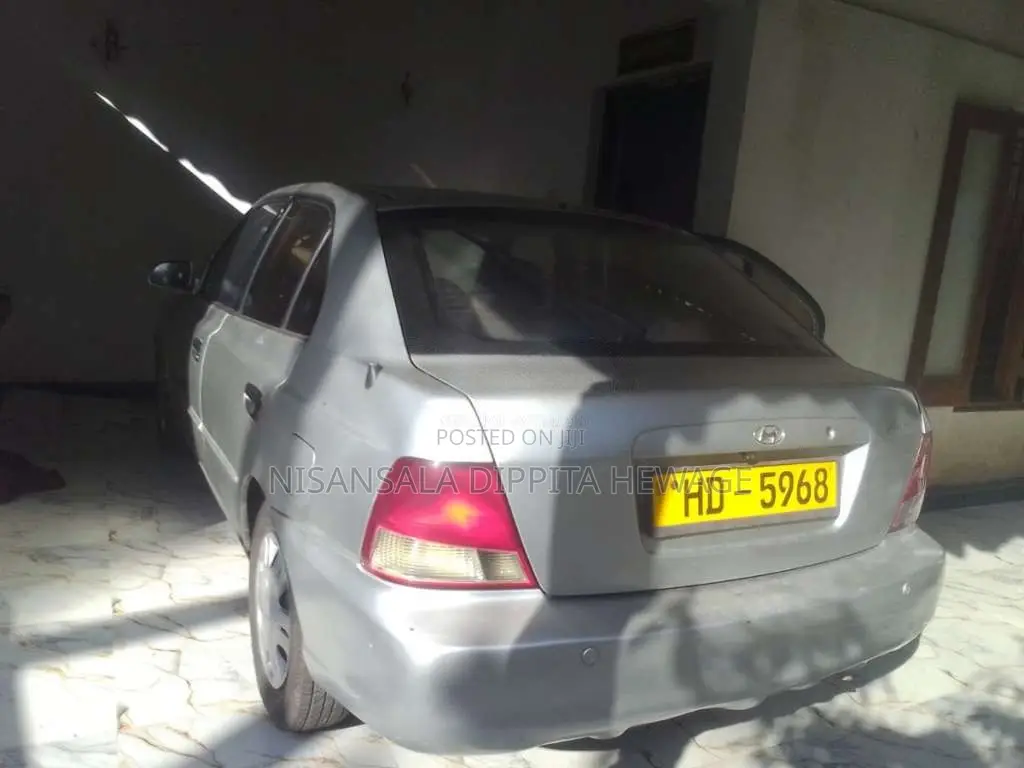 Hyundai Accent 2000 Car (Used)